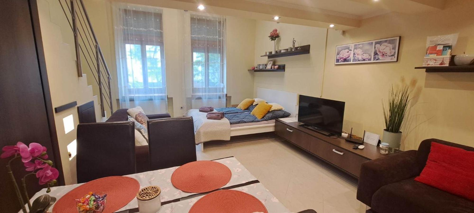 Szandi Belvárosi Apartman Szeged Exterior foto