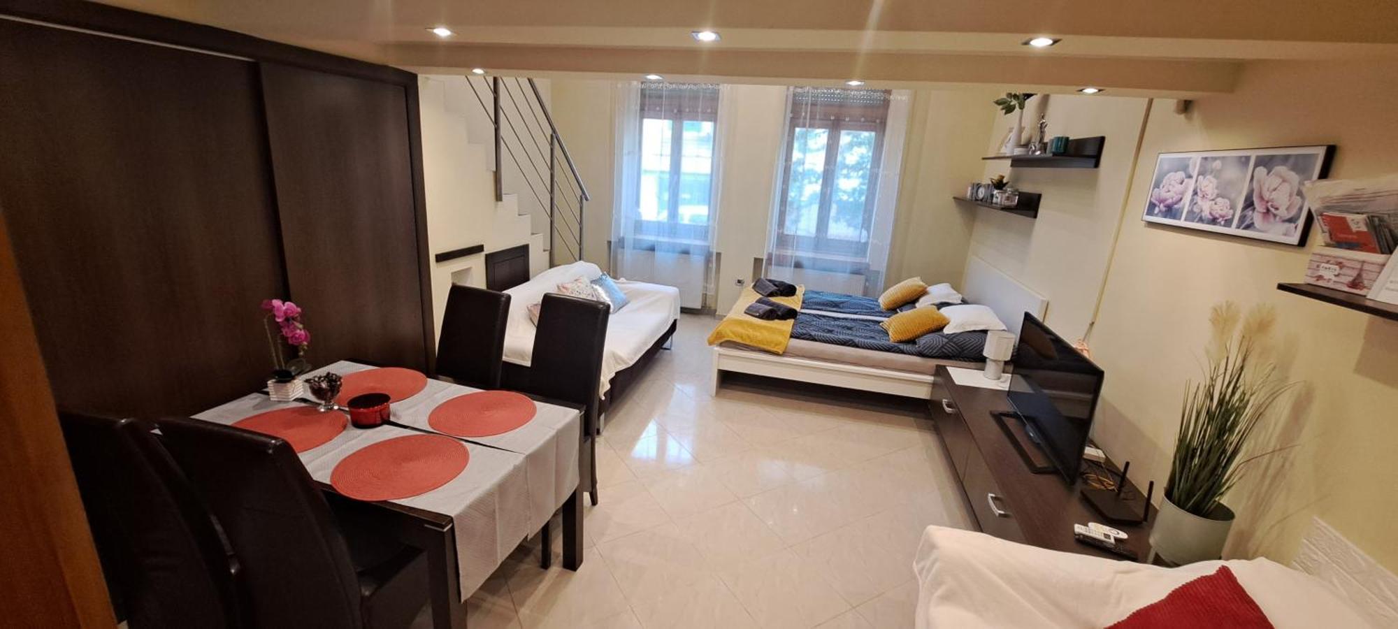 Szandi Belvárosi Apartman Szeged Exterior foto